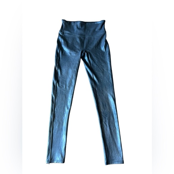 SPANX  Womens  leggings Faux leather Small. Tommy Control oil Shiny - Picture 2 of 5
